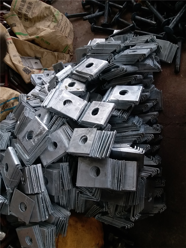 預埋件(金屬配件)