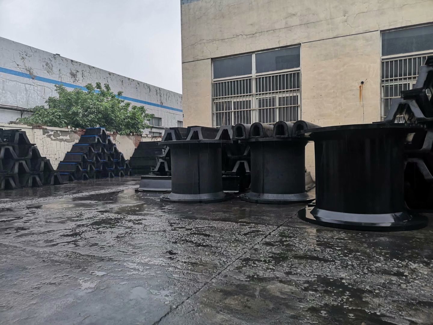 鼓型SUC1250H橡膠護(hù)舷