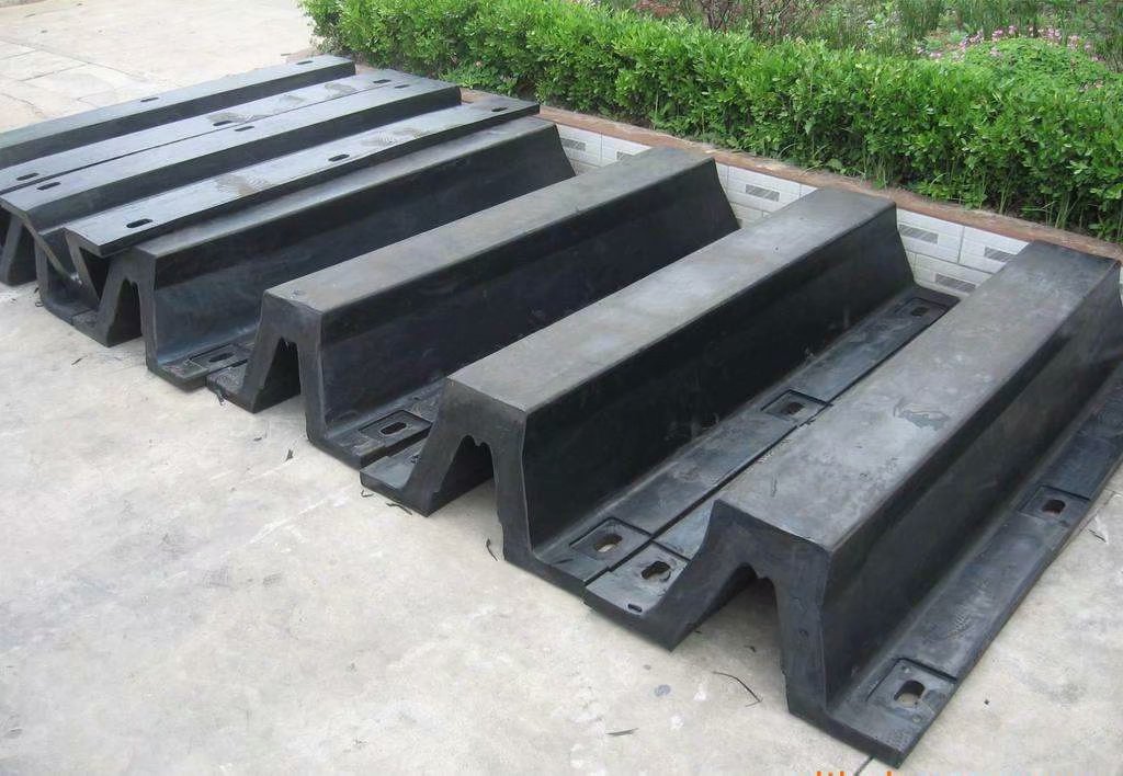 SA(DA)-A型橡膠護舷