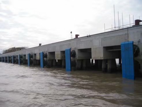 ZC型錐形橡膠護(hù)舷