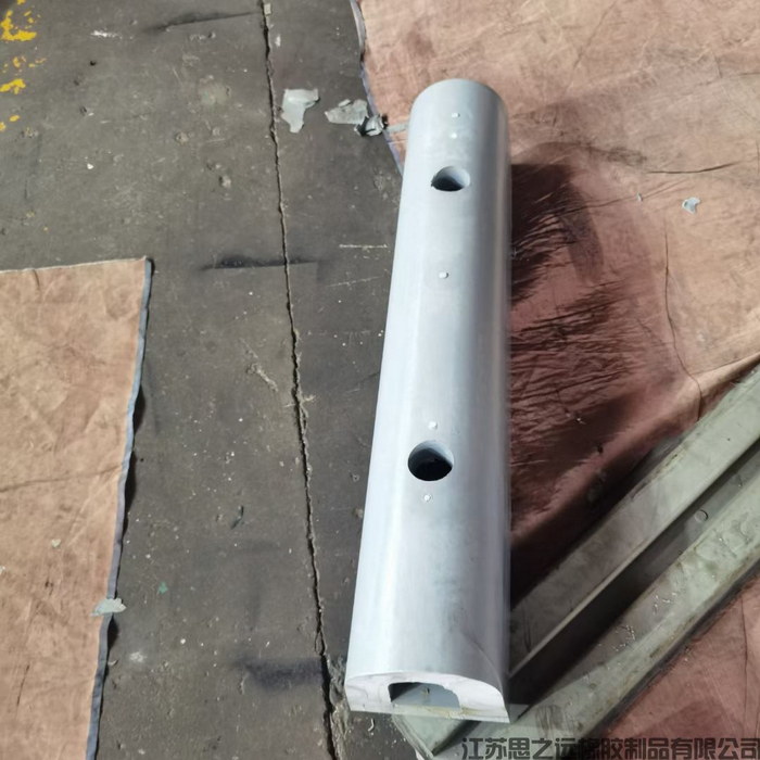 艦灰色橡膠護舷