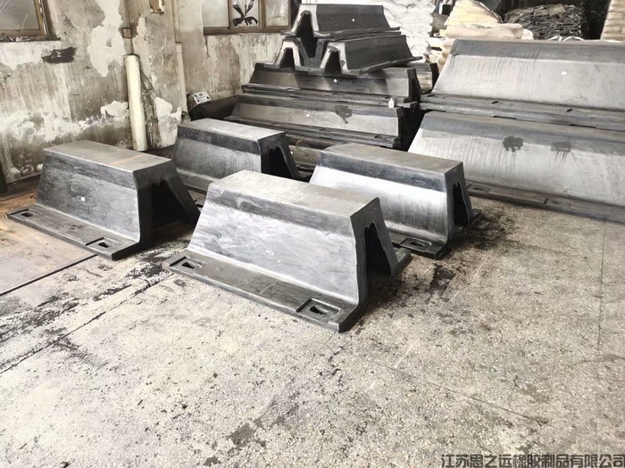 SA型橡膠護(hù)舷