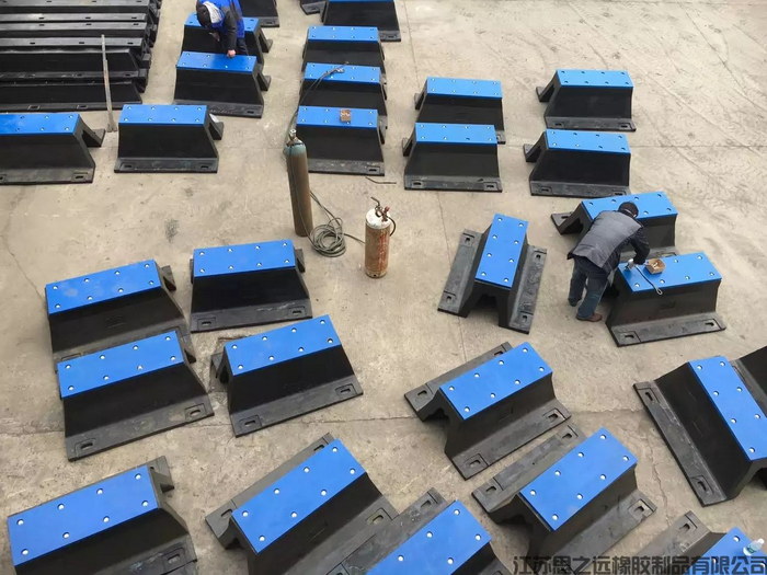 SA型橡膠護(hù)舷